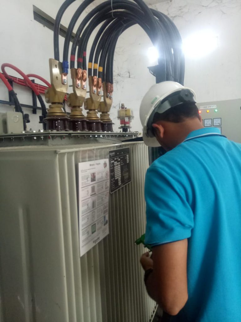 Maintenance trafo & purifikasi oil